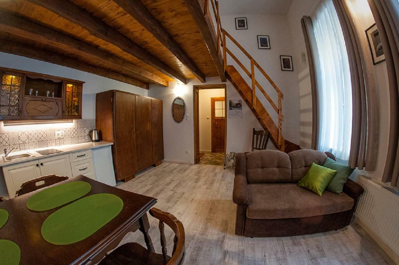 Ferienwohnung Milky Way Szczytna Thorn Exterior foto